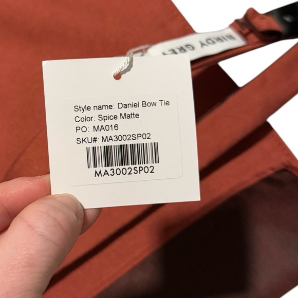 Birdy Grey Spice Matte Daniel Bow Tie and Pocket Square Set NEW - Picture 2 of 4